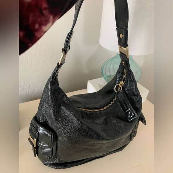 Michael Kors Patent leather hobo bag - Picture 2 of 13